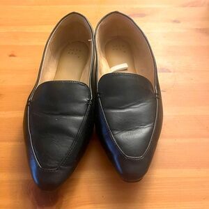 A New Day Size 8.5 Black Flat Loafers